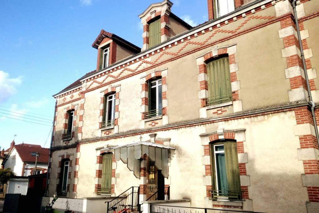 L'Evasion... Balneo. Apartman Sainte-Savine Kültér fotó